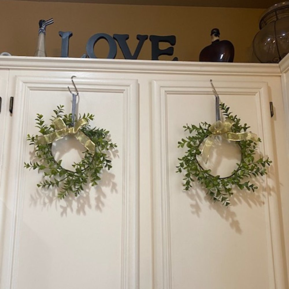 Farmhouse Mini Boxwood Wreaths w/Ribbon Hanger & Bow, Set of 2
